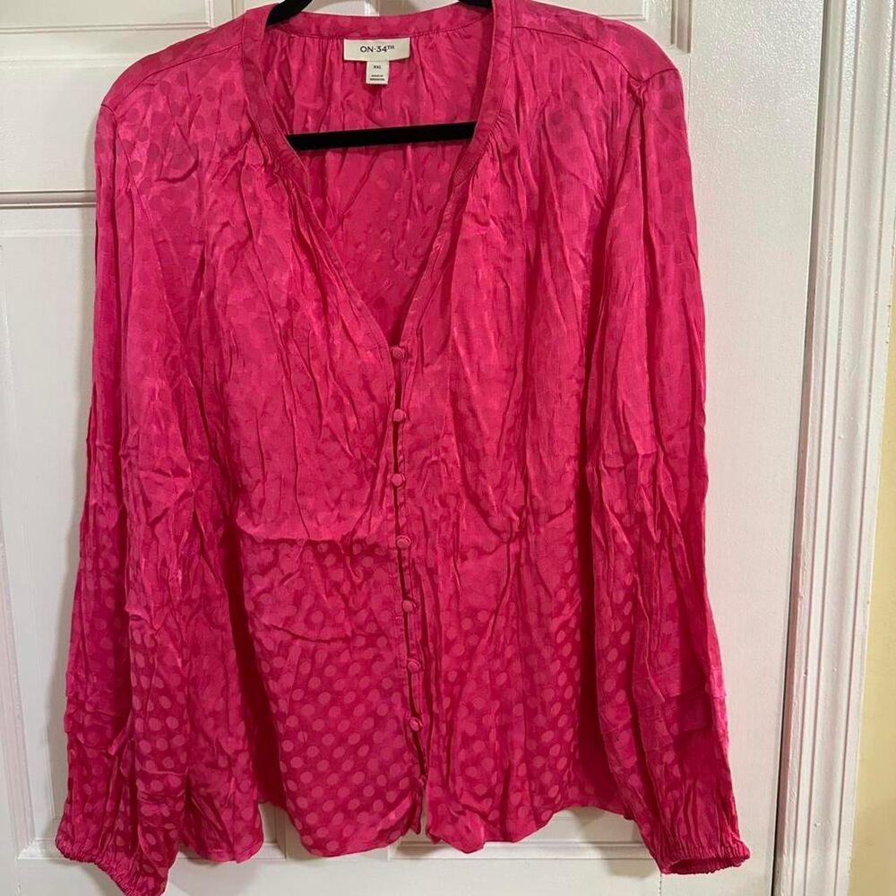 ON 34th Women XXL jacquard Polka Dot Blouse top shirt Button Front V-Neck